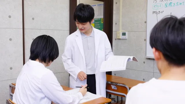 【未経験から塾講師】小学生の「できた!」「わかった!」を支える先生募集中!未経験OK!