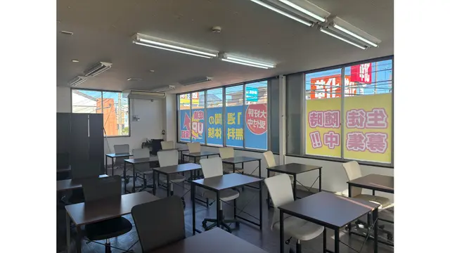 未経験歓迎&学歴不問!生徒ととことん向き合い想いを実現する個別指導塾の正社員講師募集 34_個別指導塾 学習空間_トップ_6
