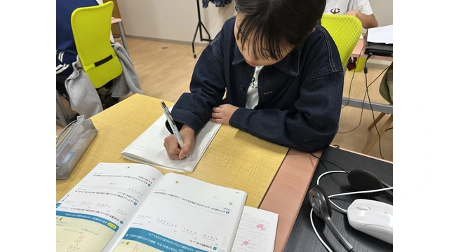新潟市中央区★少人数制学習塾fabstudyで短時間社員募集!自習室管理や広報補助を担当 5_IMG_3291